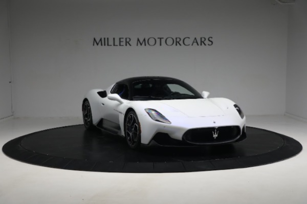 Used 2022 Maserati MC20 for sale $203,900 at Bentley Greenwich in Greenwich CT 06830 23