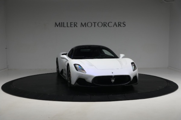 Used 2022 Maserati MC20 for sale $203,900 at Bentley Greenwich in Greenwich CT 06830 24