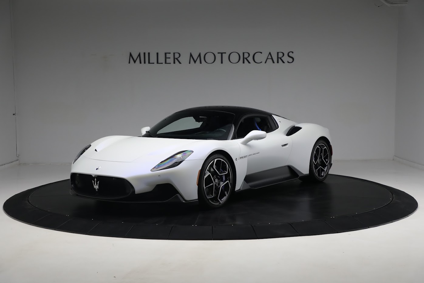 Used 2022 Maserati MC20 for sale $203,900 at Bentley Greenwich in Greenwich CT 06830 1