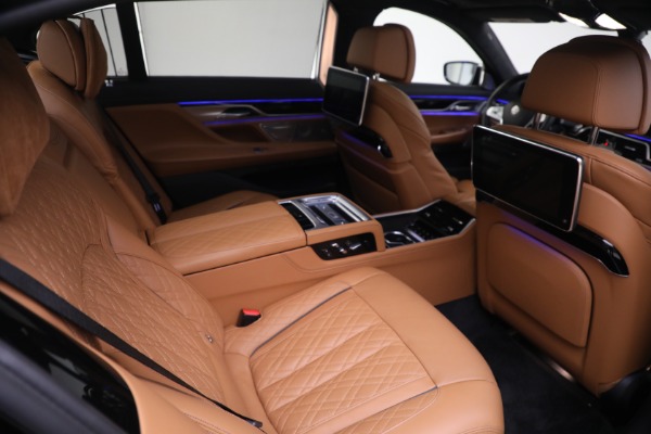 Used 2022 BMW 7 Series ALPINA B7 xDrive for sale $109,900 at Bentley Greenwich in Greenwich CT 06830 28