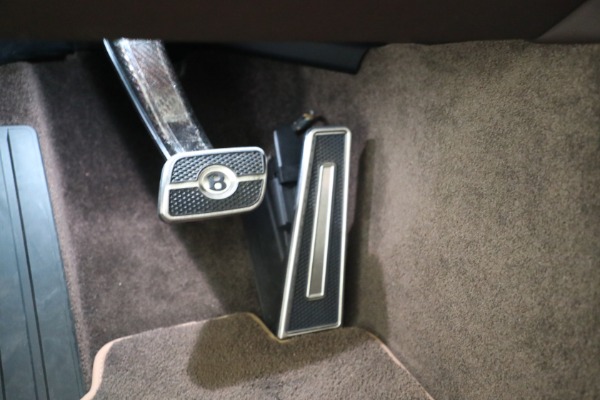 Used 2023 Bentley Flying Spur Speed for sale $289,900 at Bentley Greenwich in Greenwich CT 06830 28