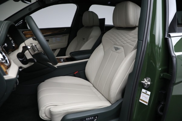 Used 2023 Bentley Bentayga EWB Azure V8 for sale Sold at Bentley Greenwich in Greenwich CT 06830 25