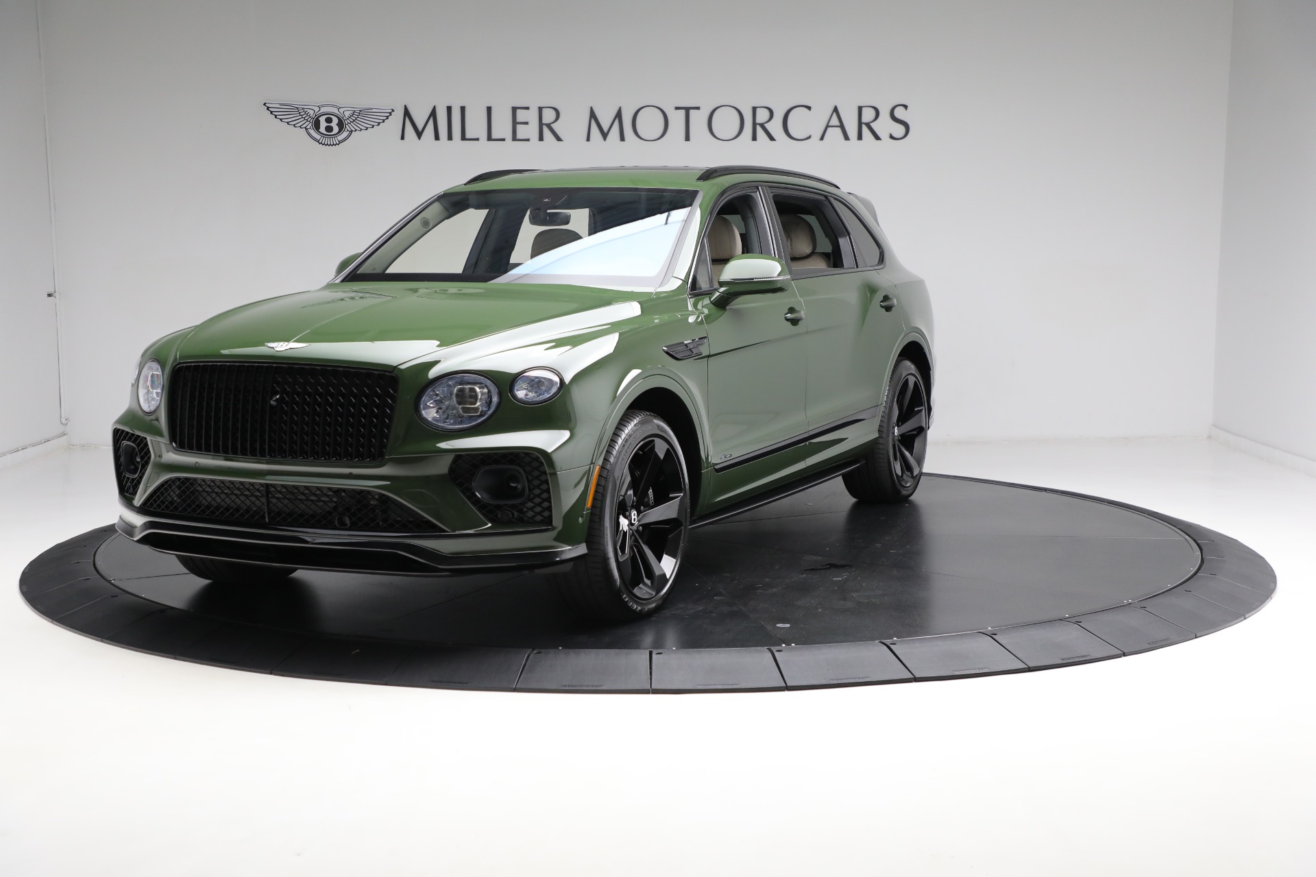 Used 2023 Bentley Bentayga EWB Azure V8 for sale $269,900 at Bentley Greenwich in Greenwich CT 06830 1