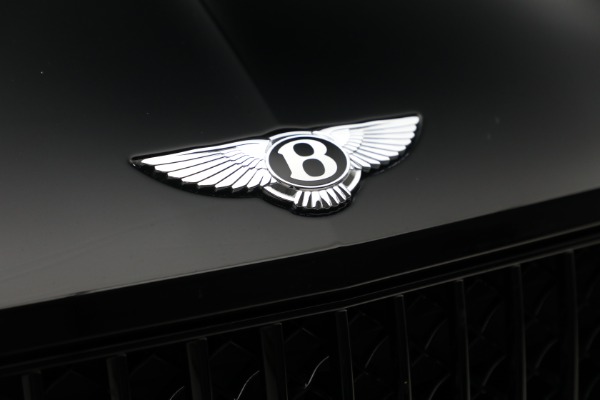 Used 2023 Bentley Bentayga EWB Azure V8 for sale Sold at Bentley Greenwich in Greenwich CT 06830 22