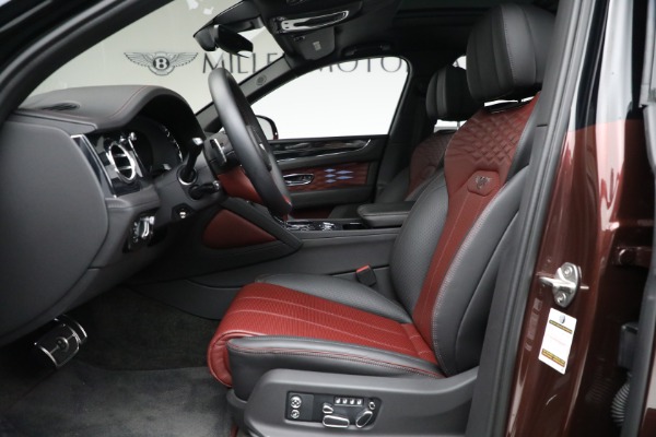 Used 2023 Bentley Bentayga EWB Azure V8 for sale Sold at Bentley Greenwich in Greenwich CT 06830 25