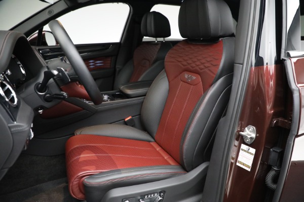 Used 2023 Bentley Bentayga EWB Azure V8 for sale Sold at Bentley Greenwich in Greenwich CT 06830 26