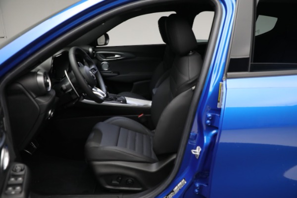 New 2024 Alfa Romeo Tonale Ti for sale Sold at Bentley Greenwich in Greenwich CT 06830 25