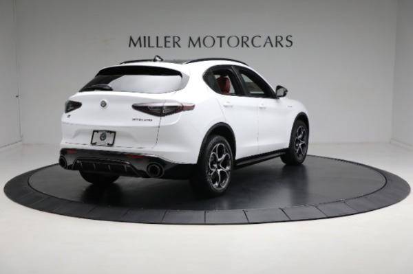 New 2024 Alfa Romeo Stelvio Veloce for sale Sold at Bentley Greenwich in Greenwich CT 06830 15