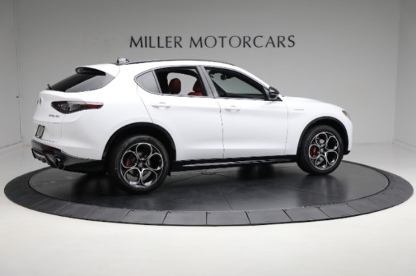 New 2024 Alfa Romeo Stelvio Veloce for sale Sold at Bentley Greenwich in Greenwich CT 06830 17