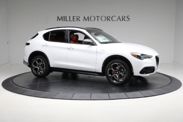 New 2024 Alfa Romeo Stelvio Veloce for sale Sold at Bentley Greenwich in Greenwich CT 06830 21