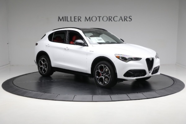 New 2024 Alfa Romeo Stelvio Veloce for sale Sold at Bentley Greenwich in Greenwich CT 06830 22