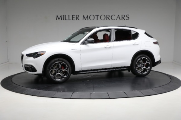 New 2024 Alfa Romeo Stelvio Veloce for sale Sold at Bentley Greenwich in Greenwich CT 06830 5