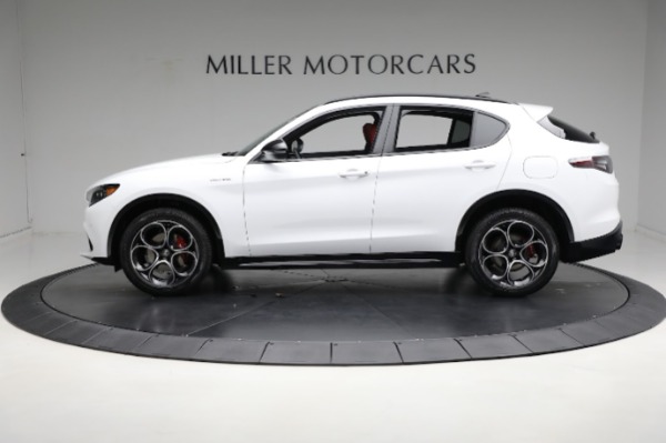 New 2024 Alfa Romeo Stelvio Veloce for sale Sold at Bentley Greenwich in Greenwich CT 06830 7