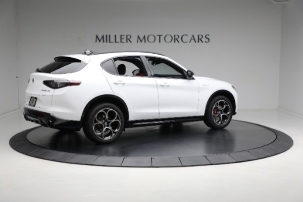 New 2024 Alfa Romeo Stelvio Veloce for sale $57,420 at Bentley Greenwich in Greenwich CT 06830 14