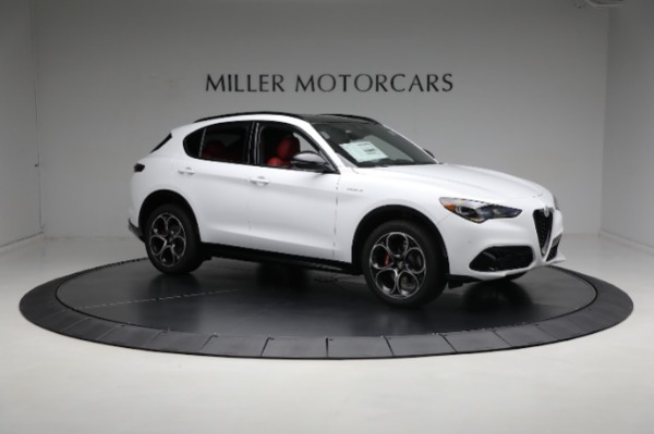 New 2024 Alfa Romeo Stelvio Veloce for sale $57,420 at Bentley Greenwich in Greenwich CT 06830 18