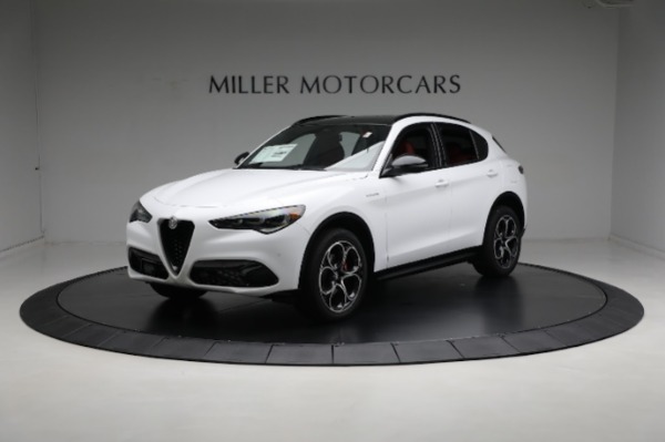 New 2024 Alfa Romeo Stelvio Veloce for sale $57,420 at Bentley Greenwich in Greenwich CT 06830 4