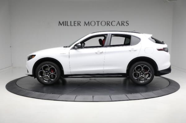 New 2024 Alfa Romeo Stelvio Veloce for sale $57,420 at Bentley Greenwich in Greenwich CT 06830 6