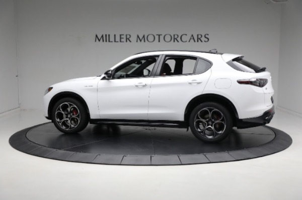 New 2024 Alfa Romeo Stelvio Veloce for sale $57,420 at Bentley Greenwich in Greenwich CT 06830 7