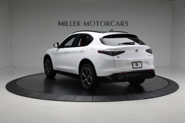 New 2024 Alfa Romeo Stelvio Veloce for sale Sold at Bentley Greenwich in Greenwich CT 06830 9
