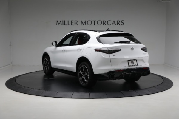 New 2024 Alfa Romeo Stelvio Veloce for sale $57,420 at Bentley Greenwich in Greenwich CT 06830 9