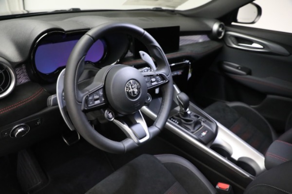 Used 2024 Alfa Romeo Tonale Veloce for sale $28,900 at Bentley Greenwich in Greenwich CT 06830 23