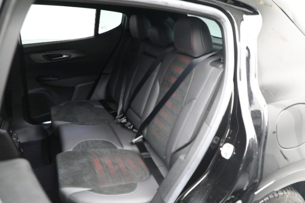 Used 2024 Alfa Romeo Tonale Veloce for sale $28,900 at Bentley Greenwich in Greenwich CT 06830 26