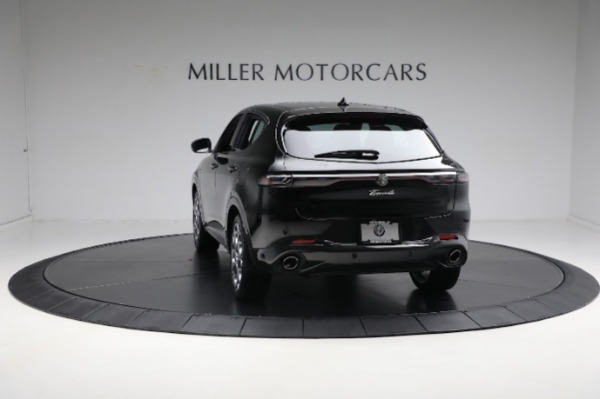Used 2024 Alfa Romeo Tonale Veloce for sale $28,900 at Bentley Greenwich in Greenwich CT 06830 8