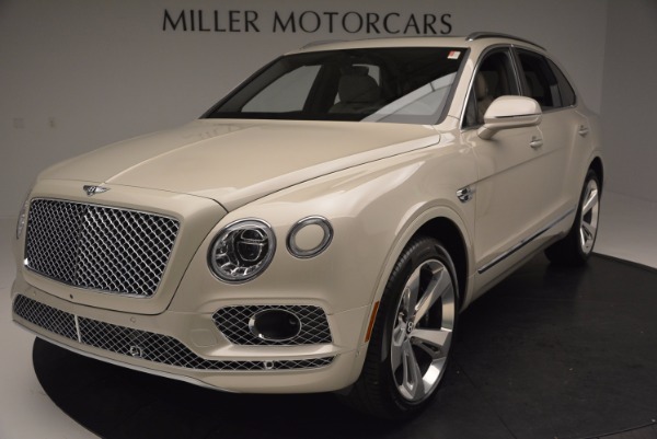 Used 2017 Bentley Bentayga for sale Sold at Bentley Greenwich in Greenwich CT 06830 13