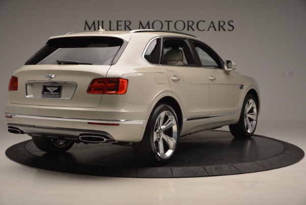 Used 2017 Bentley Bentayga for sale Sold at Bentley Greenwich in Greenwich CT 06830 6