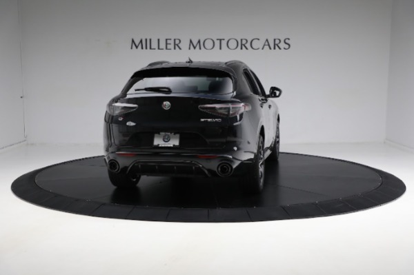 New 2024 Alfa Romeo Stelvio Veloce for sale Sold at Bentley Greenwich in Greenwich CT 06830 14