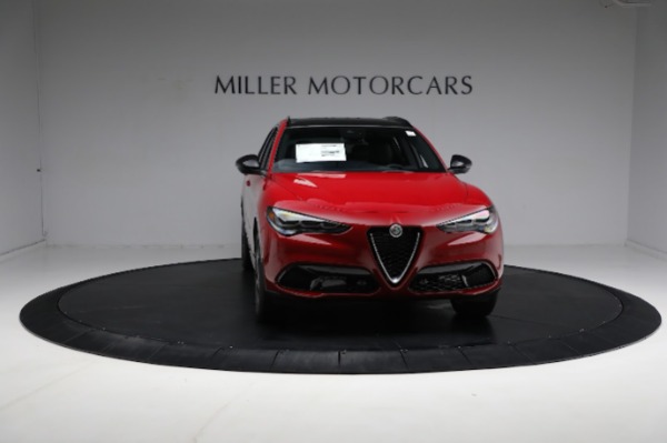 New 2024 Alfa Romeo Stelvio Ti for sale $53,895 at Bentley Greenwich in Greenwich CT 06830 22