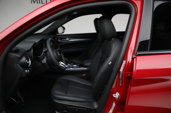 New 2024 Alfa Romeo Stelvio Ti for sale Sold at Bentley Greenwich in Greenwich CT 06830 24