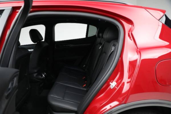 New 2024 Alfa Romeo Stelvio Ti for sale $53,895 at Bentley Greenwich in Greenwich CT 06830 28