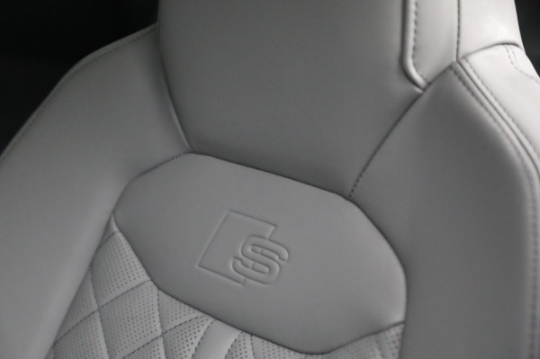 Used 2023 Audi SQ8 4.0T quattro Prestige for sale Sold at Bentley Greenwich in Greenwich CT 06830 19