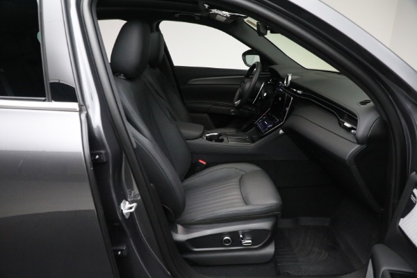 New 2024 Maserati Grecale GT for sale Sold at Bentley Greenwich in Greenwich CT 06830 28