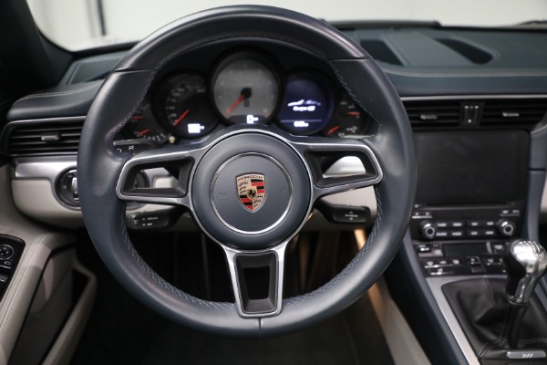 Used 2019 Porsche 911 Targa 4S for sale $149,900 at Bentley Greenwich in Greenwich CT 06830 20