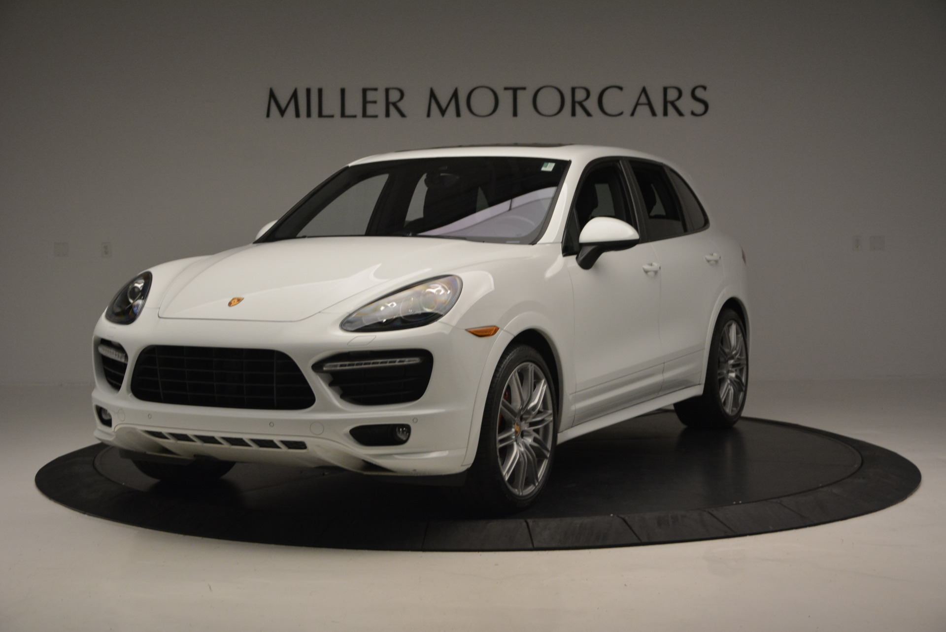 Used 2014 Porsche Cayenne GTS for sale Sold at Bentley Greenwich in Greenwich CT 06830 1