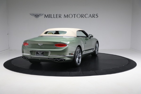 New 2024 Bentley Continental GTC V8 for sale $316,470 at Bentley Greenwich in Greenwich CT 06830 18