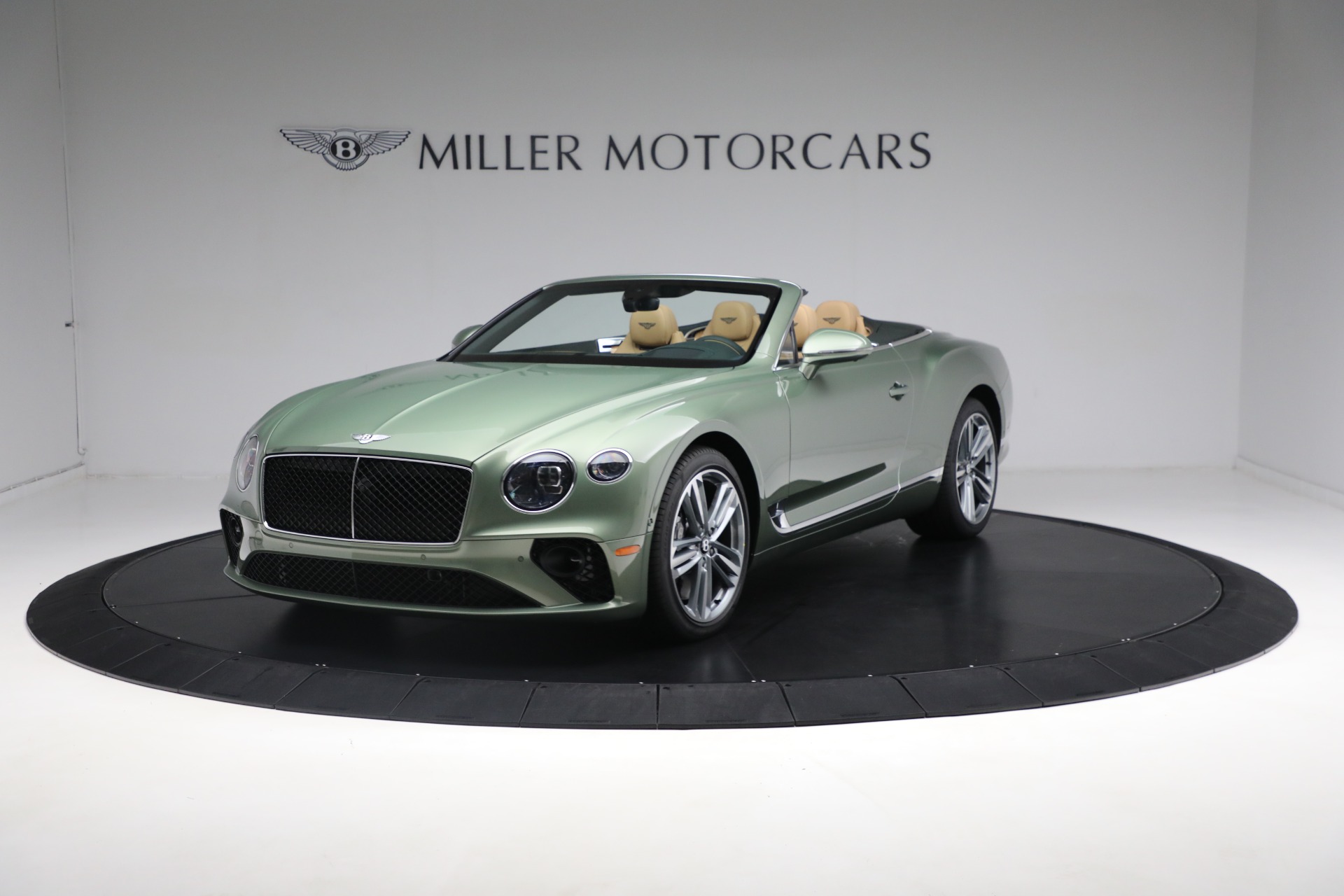 New 2024 Bentley Continental GTC V8 for sale $316,470 at Bentley Greenwich in Greenwich CT 06830 1