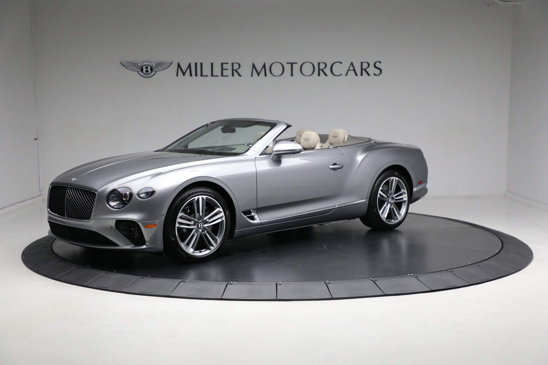 New 2024 Bentley Continental GTC V8 for sale $305,645 at Bentley Greenwich in Greenwich CT 06830 1