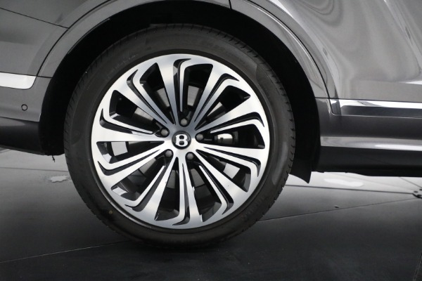 New 2023 Bentley Bentayga Azure Hybrid for sale $224,900 at Bentley Greenwich in Greenwich CT 06830 15
