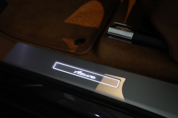 New 2023 Bentley Bentayga Azure Hybrid for sale $224,900 at Bentley Greenwich in Greenwich CT 06830 17