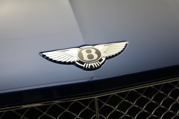 New 2023 Bentley Bentayga Azure Hybrid for sale $224,900 at Bentley Greenwich in Greenwich CT 06830 12