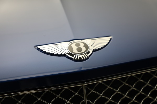 New 2023 Bentley Bentayga Azure Hybrid for sale Sold at Bentley Greenwich in Greenwich CT 06830 12
