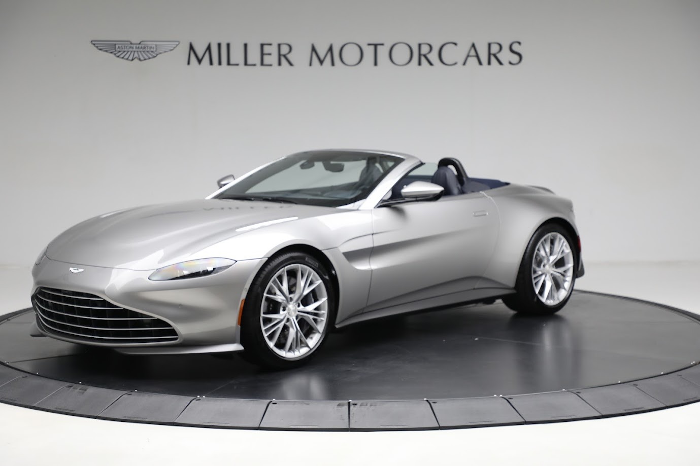 Used 2022 Aston Martin Vantage for sale $145,900 at Bentley Greenwich in Greenwich CT 06830 1