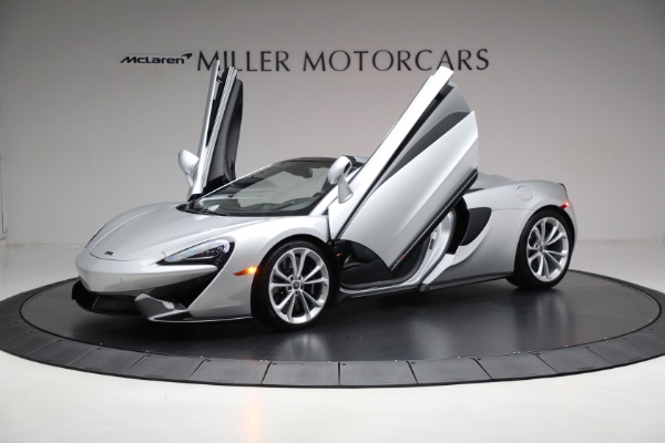 Used 2018 McLaren 570S Spider for sale $162,900 at Bentley Greenwich in Greenwich CT 06830 17