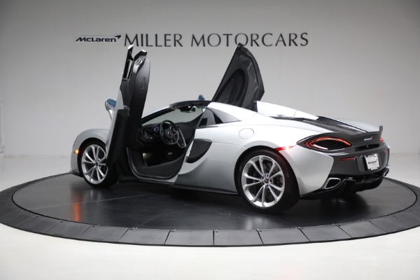 Used 2018 McLaren 570S Spider for sale $173,900 at Bentley Greenwich in Greenwich CT 06830 18