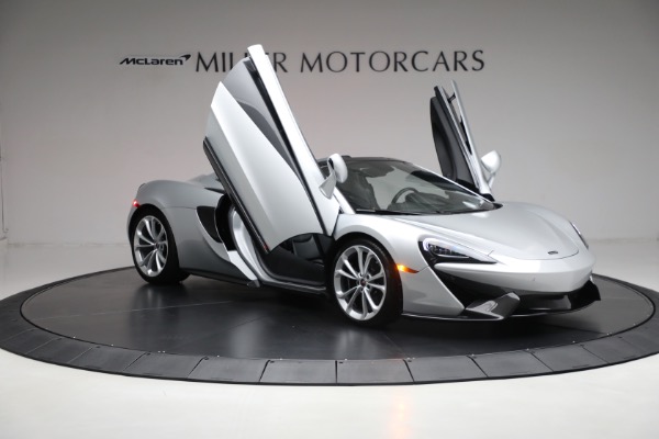 Used 2018 McLaren 570S Spider for sale $173,900 at Bentley Greenwich in Greenwich CT 06830 20