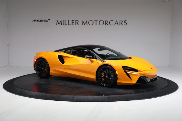 New 2024 McLaren Artura Performance for sale $278,733 at Bentley Greenwich in Greenwich CT 06830 12