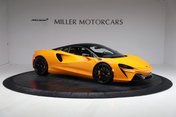 Used 2024 McLaren Artura Performance for sale Call for price at Bentley Greenwich in Greenwich CT 06830 12